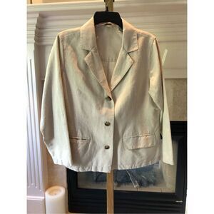 L.L. Bean Women’s Cream Tan Elegant Three Button Up Blazer Size Petite 12